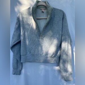 Victoria's Secret Soft Gray Fleece Cropped Pullover medium